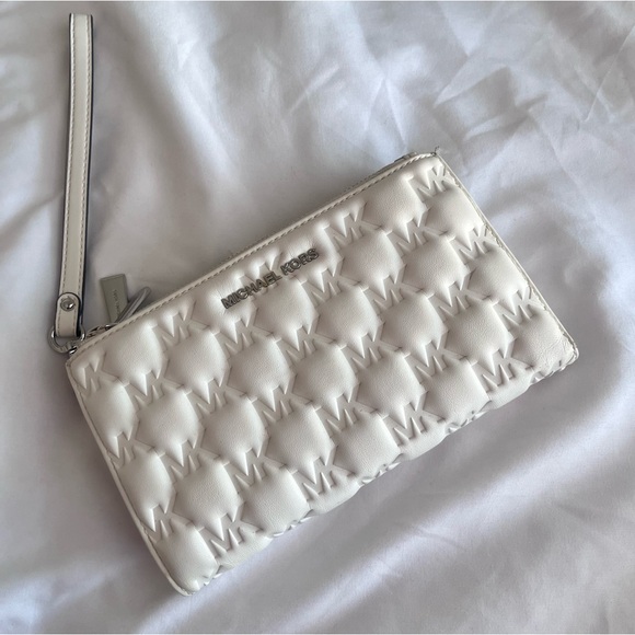 Michael Kors Jet‎ Set Wristlet White Saffiano Leather Zip Wallet Silver Hardware - Picture 2 of 7